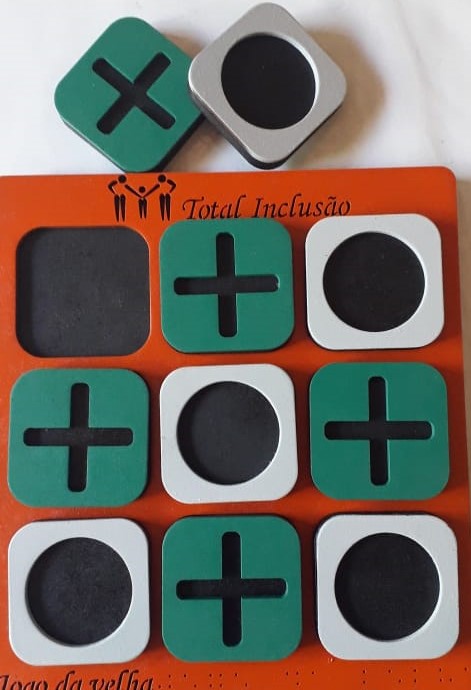 Jogo da Velha Tátil Braille Baixa Visão - InclusivaDigital - Jogo da Velha  - Magazine Luiza